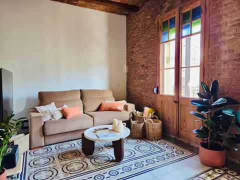 Your Boutique Mediterranean In *